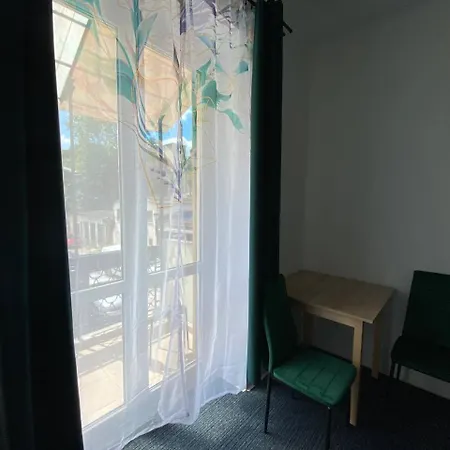 Hostel Green Rooms