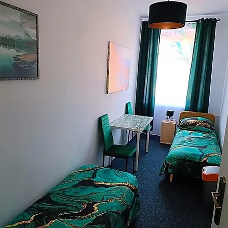 Green Rooms Gdańsk Hostel